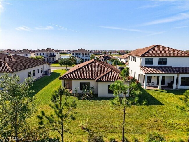 Building Photo - 4790 Corrado Ave