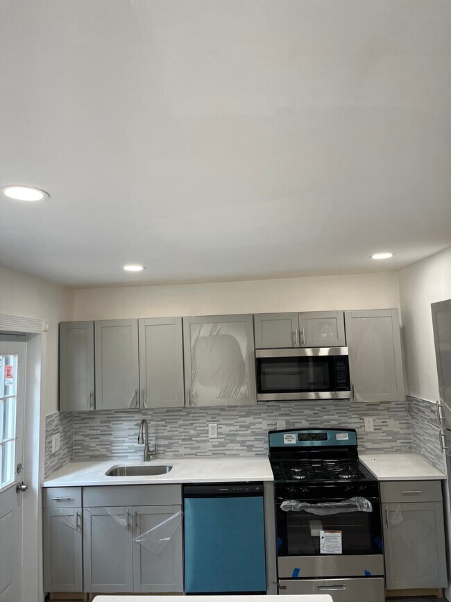 Kitchen - 199 N Clinton St