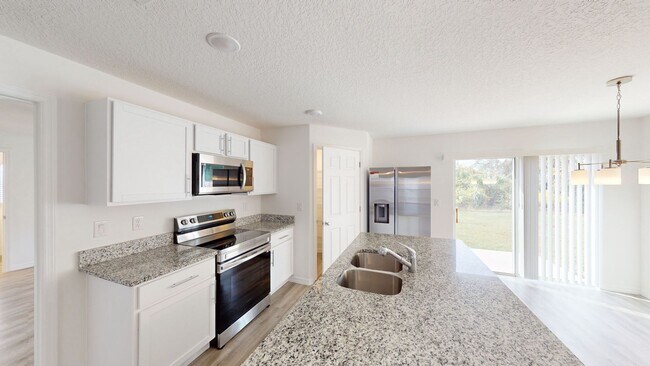 Building Photo - ****BEAUTIFUL 3/2 HOME IN PALM BAY