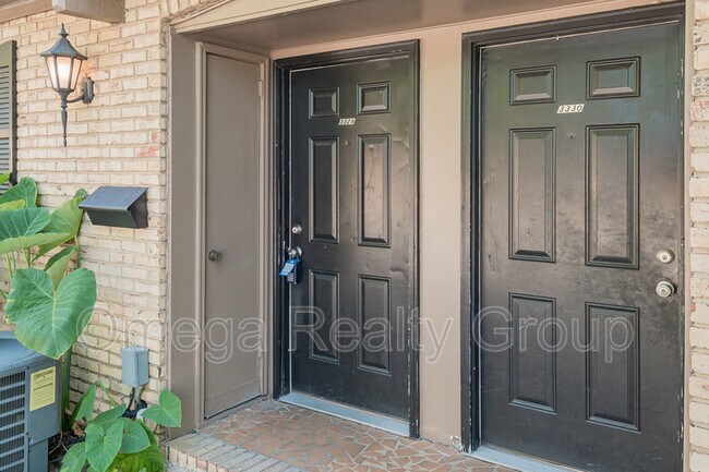 Building Photo - 3328 Warringwood Dr