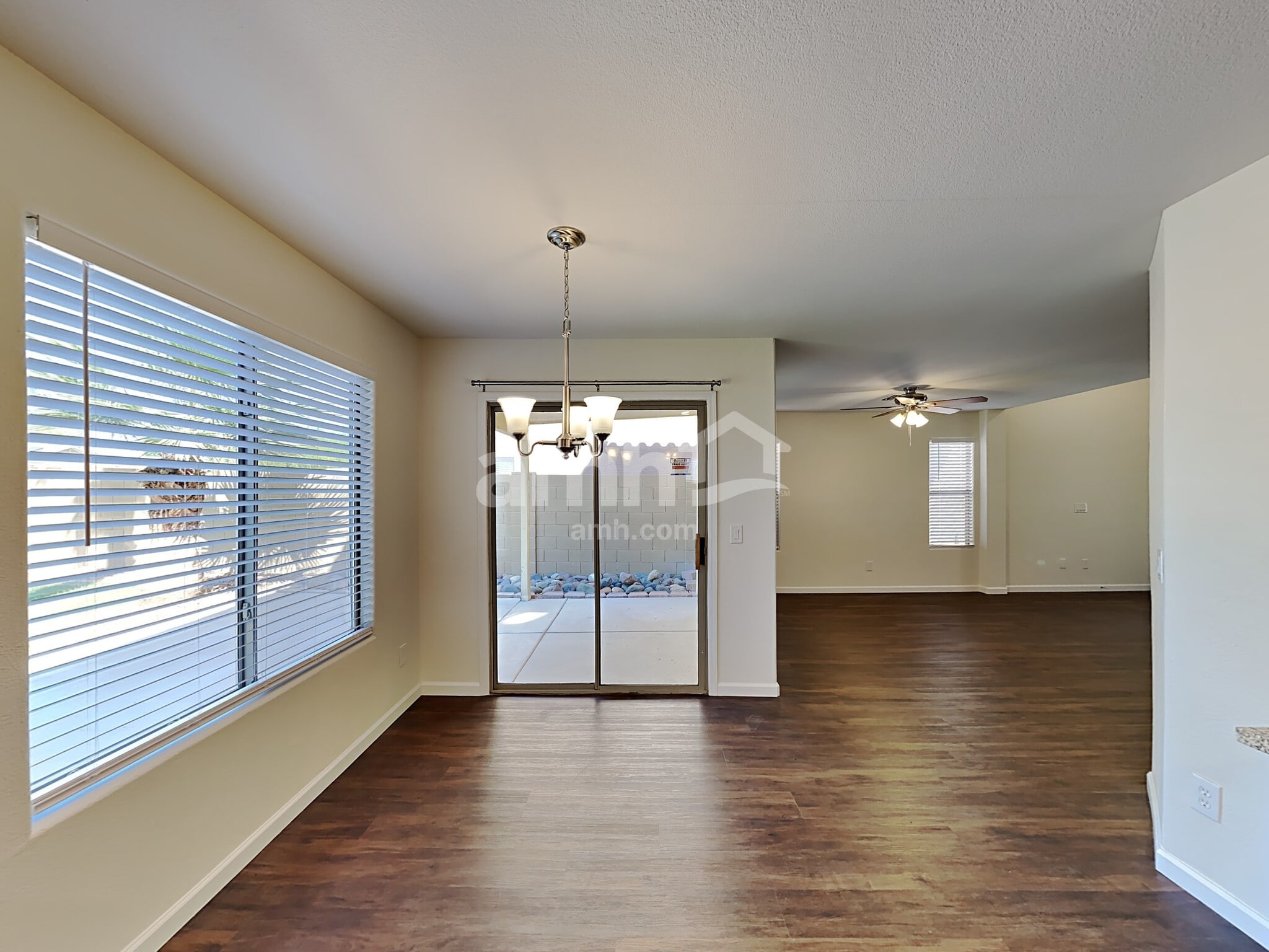 Building Photo - 12866 W Alvarado Rd