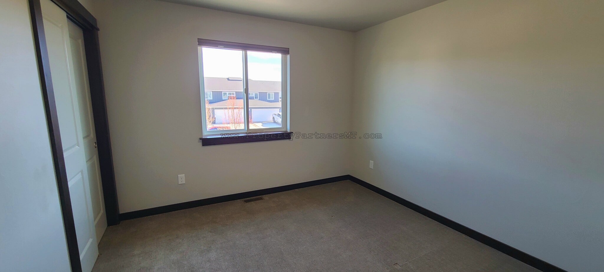 Building Photo - 1303 Westwood Cir