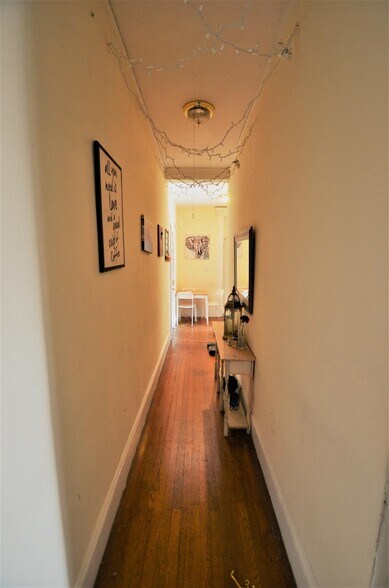 Building Photo - 45 Hemenway St