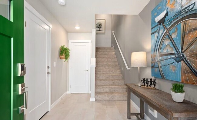 Building Photo - Modern Lake Stevens Townhome with A/C & 2-Car Garage