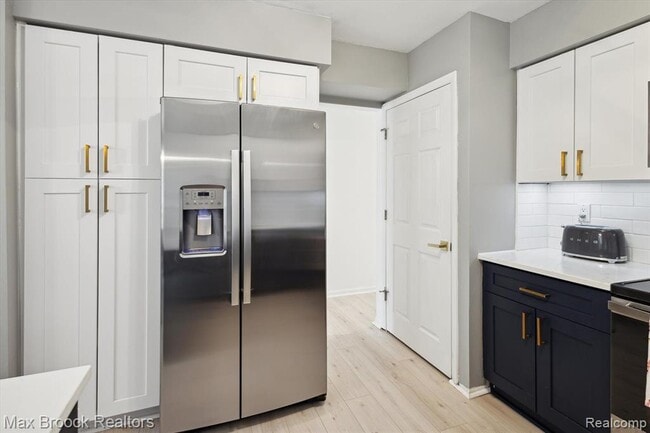 Building Photo - 1131 Indianwood Trail