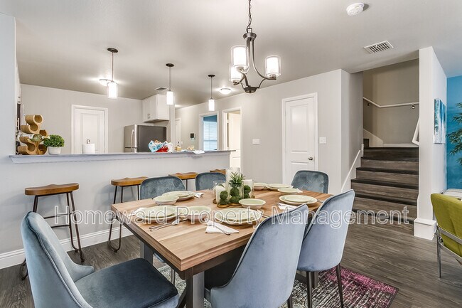 Building Photo - 3900 Sheraton Rd