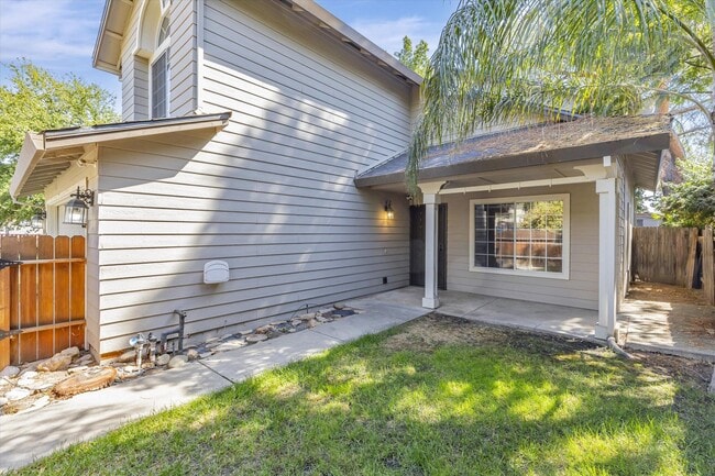 Building Photo - 4100 Diane Dr