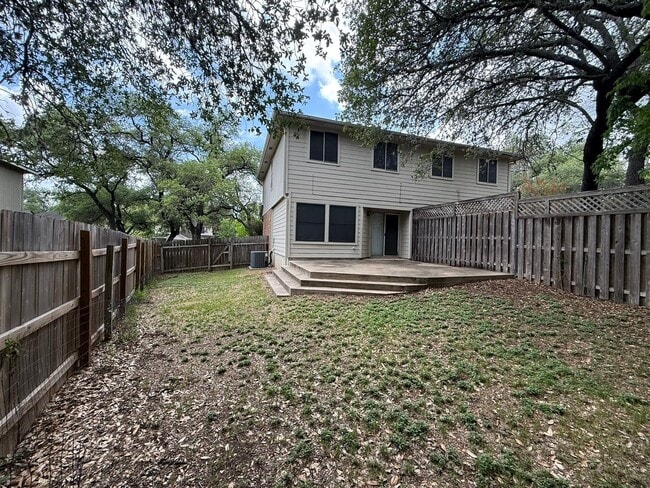 Building Photo - Schreiber Properties1 (2304 Granberry Dr)