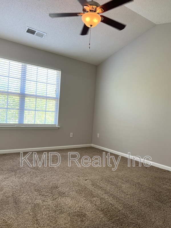 Building Photo - 17053 Turning Stick Ct
