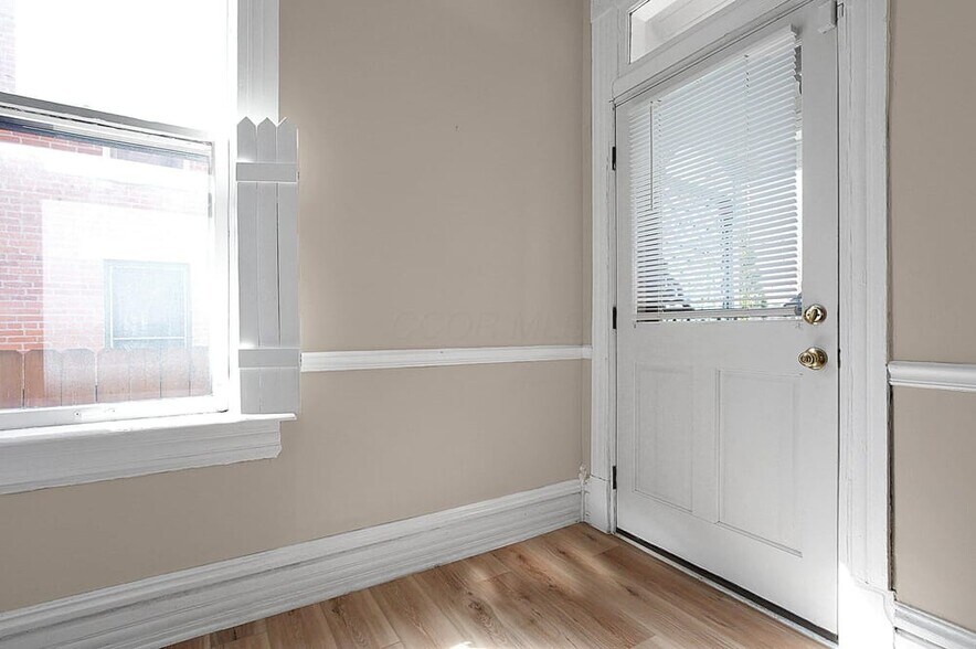 Backdoor to backyard - 328 W 1st Ave
