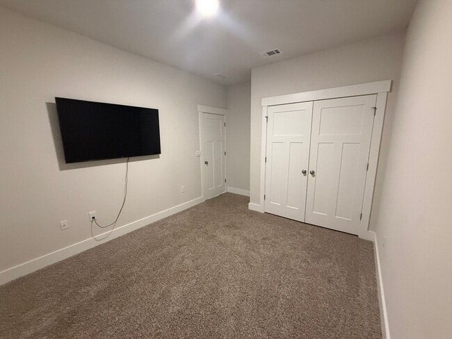 Building Photo - 4 bedroom 3 FULL bath home in Shoal River Landing...AVAILABLE JUNE 2026!