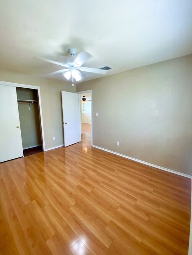 Building Photo - Lovely home in Wildhorse Vista Neighborhood