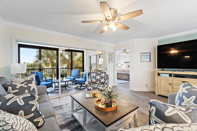 Building Photo - 275 Palm Ave