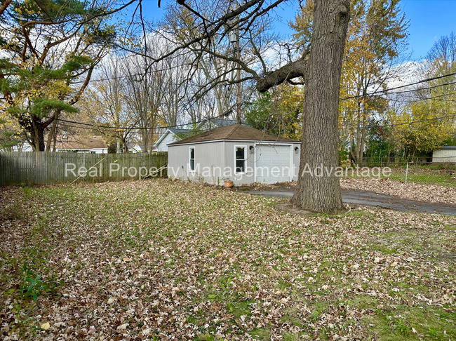 Building Photo - Charming Royal Oak Rental – Walkable to Wo...