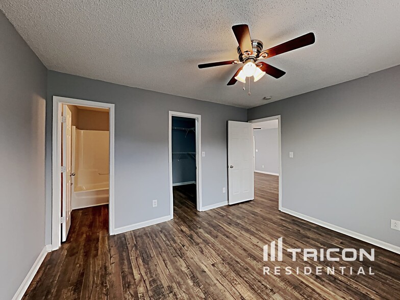Building Photo - 5814 Coral Ridge Ln