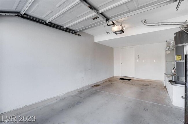 Building Photo - 8429 Sewards Bluff Ave
