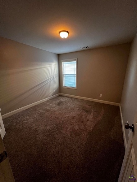 Building Photo - 315 Gibson Cir