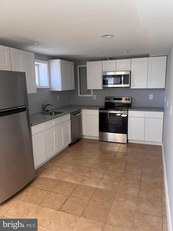 Building Photo - 9226 Limestone Pl