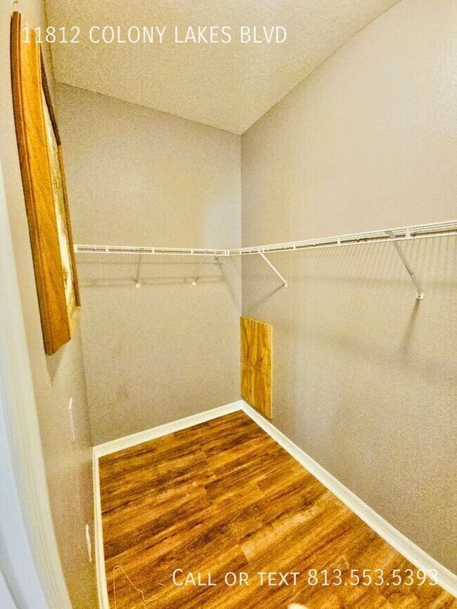 Building Photo - 11812 Colony Lakes Blvd