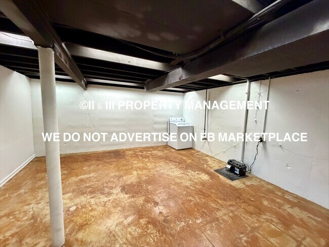 Building Photo - 9602 Hayes Dr