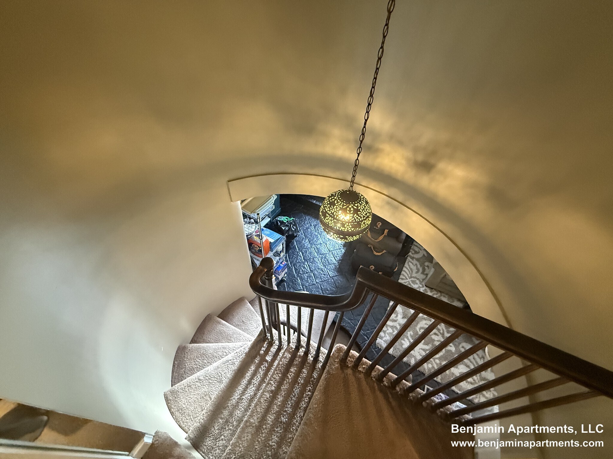 Building Photo - 113 Beacon St