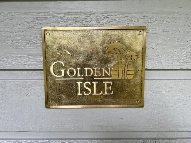 Building Photo - 2146 Golden Isle Ct