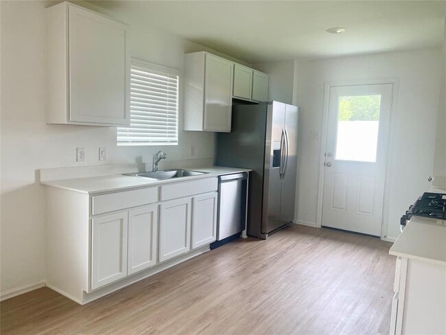 Building Photo - 21919 Scopeto Ln