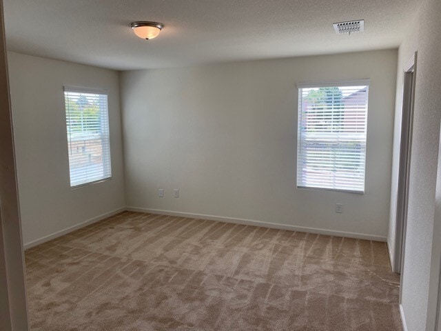 Building Photo - Gated community in Rocklin. Available afte...