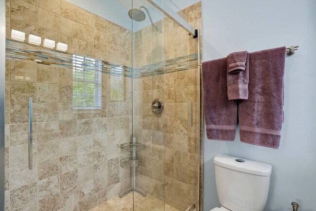 Building Photo - 1679 Serenity Ln