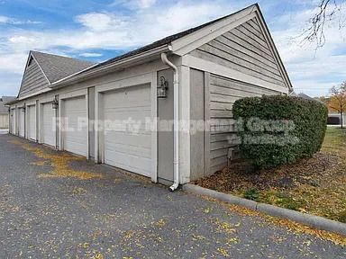 Building Photo - 3437 Fishinger Mill Dr