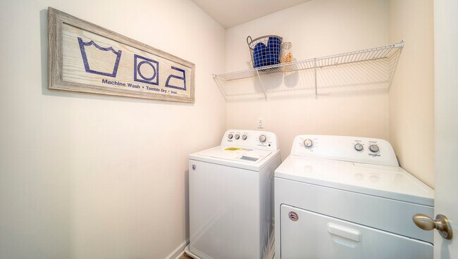 Building Photo - 5620 Harrison Trace Dr