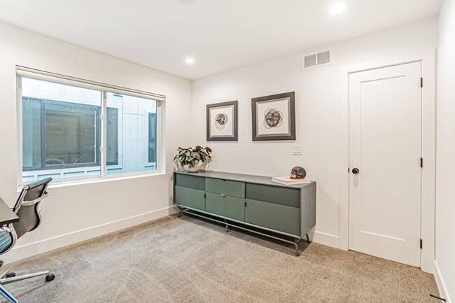 Building Photo - Luxury 3BD, 2.5BA Sloan's Lake Home with Top Floor Flex Room