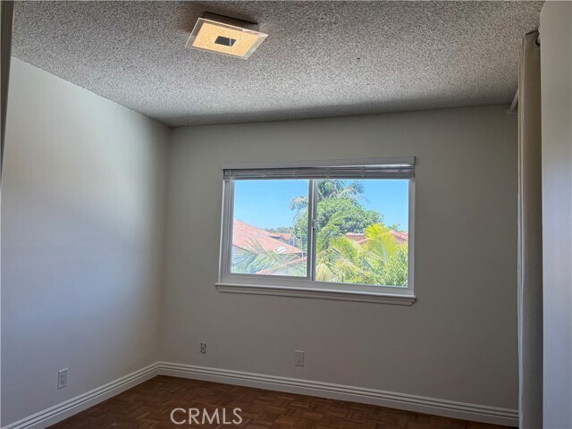 Building Photo - 14851 Mayten Ave