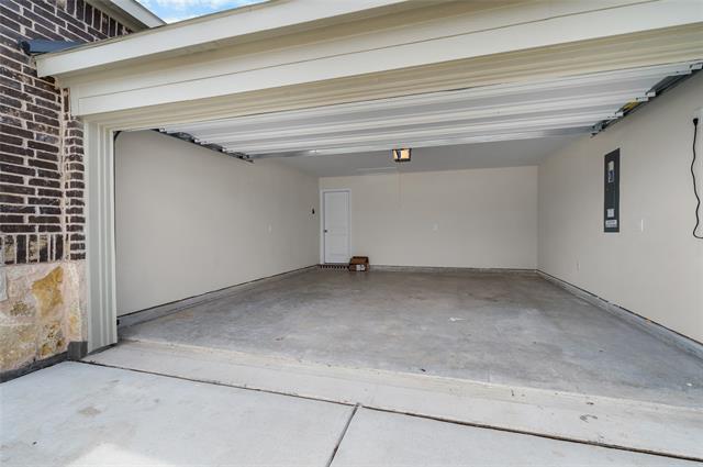 Building Photo - 4318 Carnation Dr