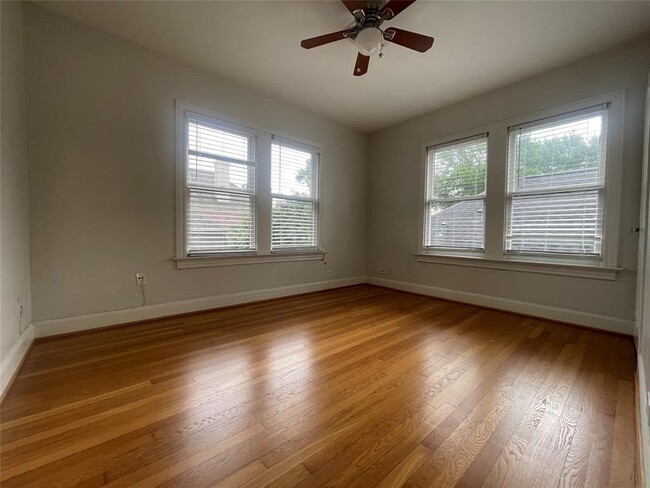 Building Photo - 2328 McClendon St