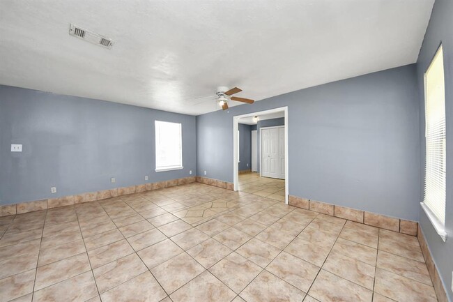Building Photo - 13710 Brownsville St