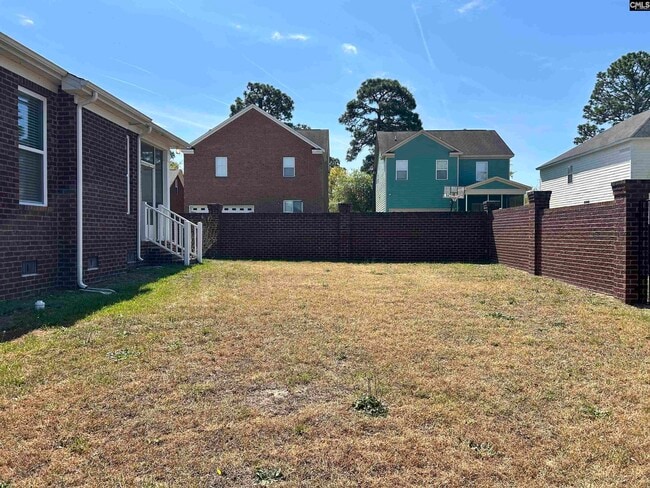 Building Photo - 905 Layton Way