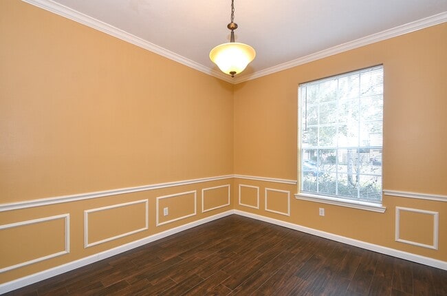 Building Photo - 16411 Sagewood Ct