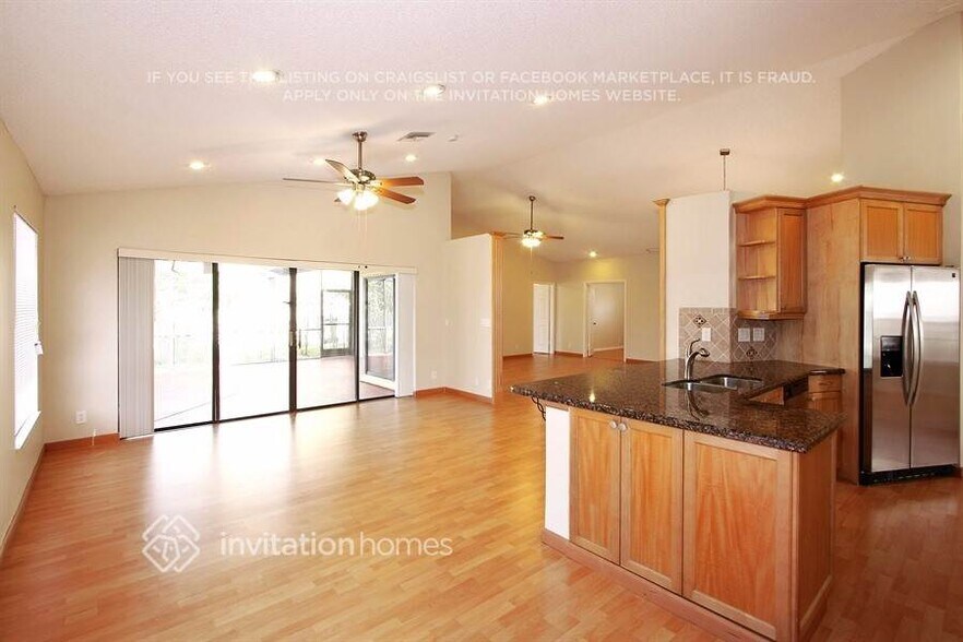 Building Photo - 5147 NW 51st Ave