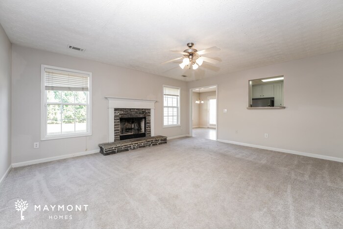 Building Photo - 49 Windcrest Dr