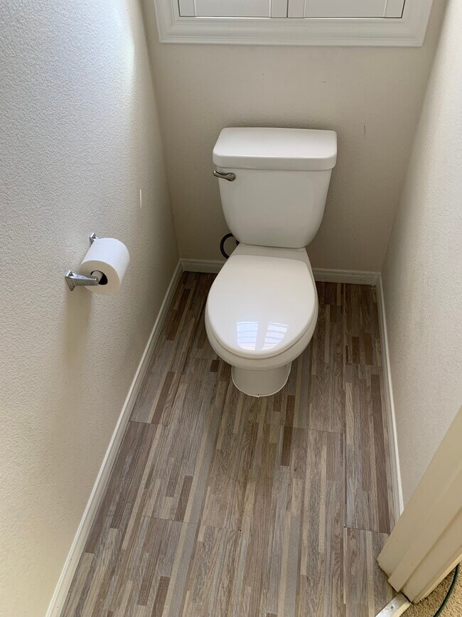 Building Photo - 4330 Spruce Grove St