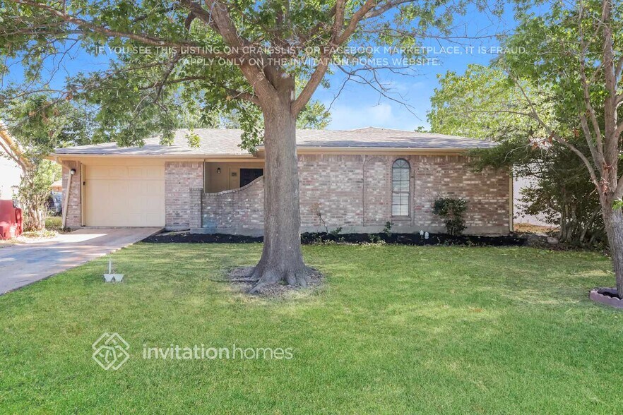 Building Photo - 912 Meadowdale Dr