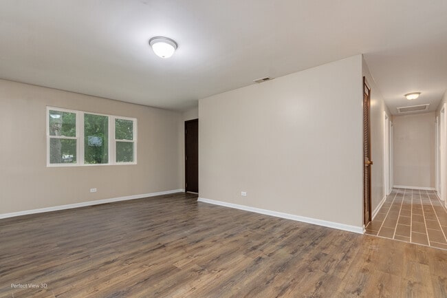 Building Photo - 2415 Lockner Blvd