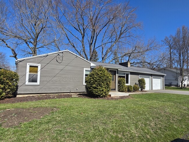 Building Photo - 4582 Maiden Ln