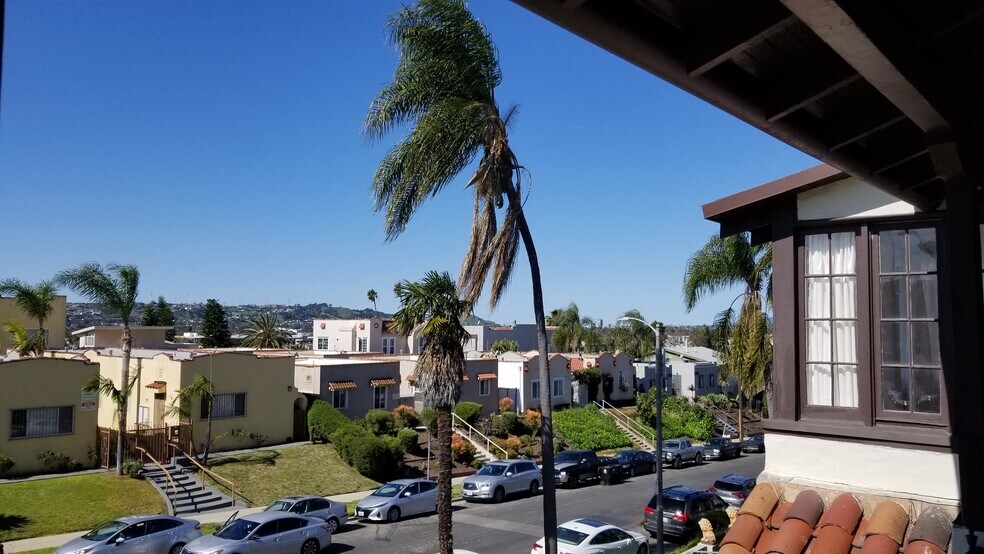 Building Photo - 3919 W 27th St