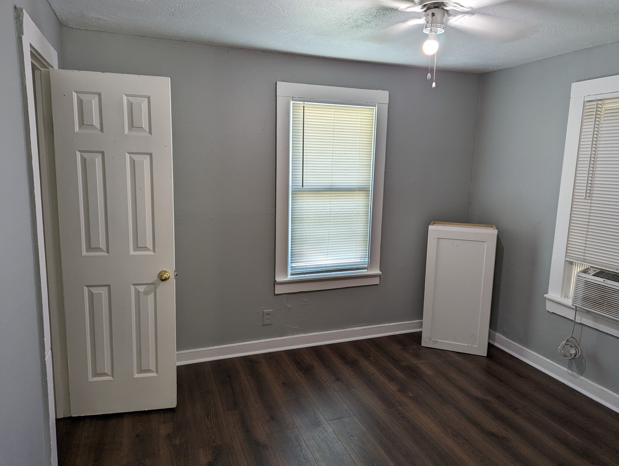 Building Photo - 4102 Oxford Street