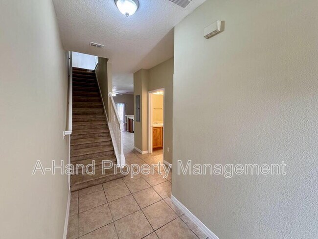 Building Photo - 1413 Retreat Cir