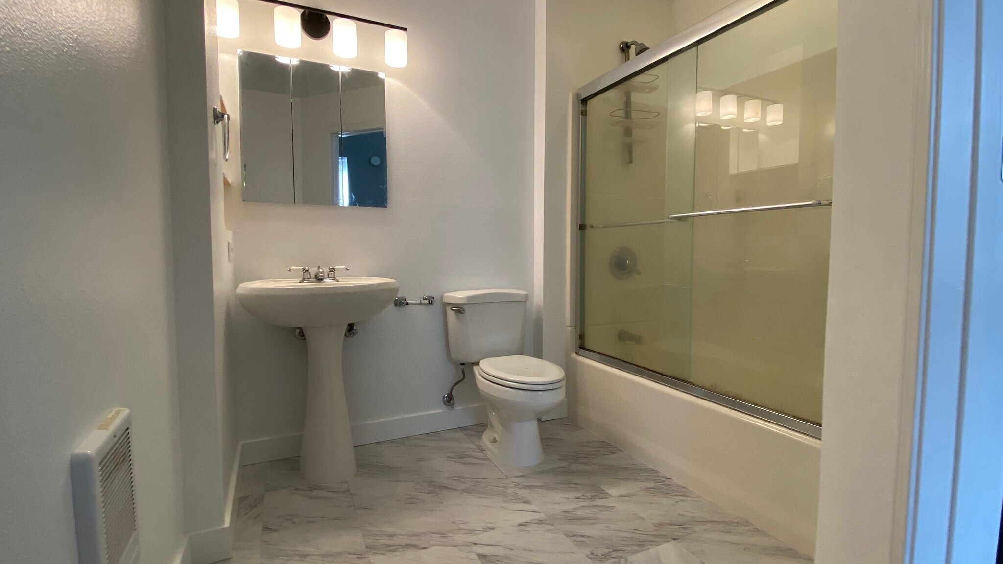 Building Photo - 3724 N Albina Ave