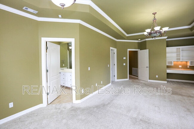 Building Photo - 5602 S Bent Tree Dr