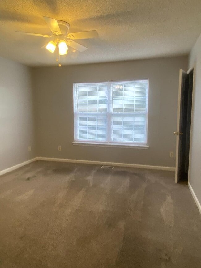 Building Photo - 604 Beach Walk Pl